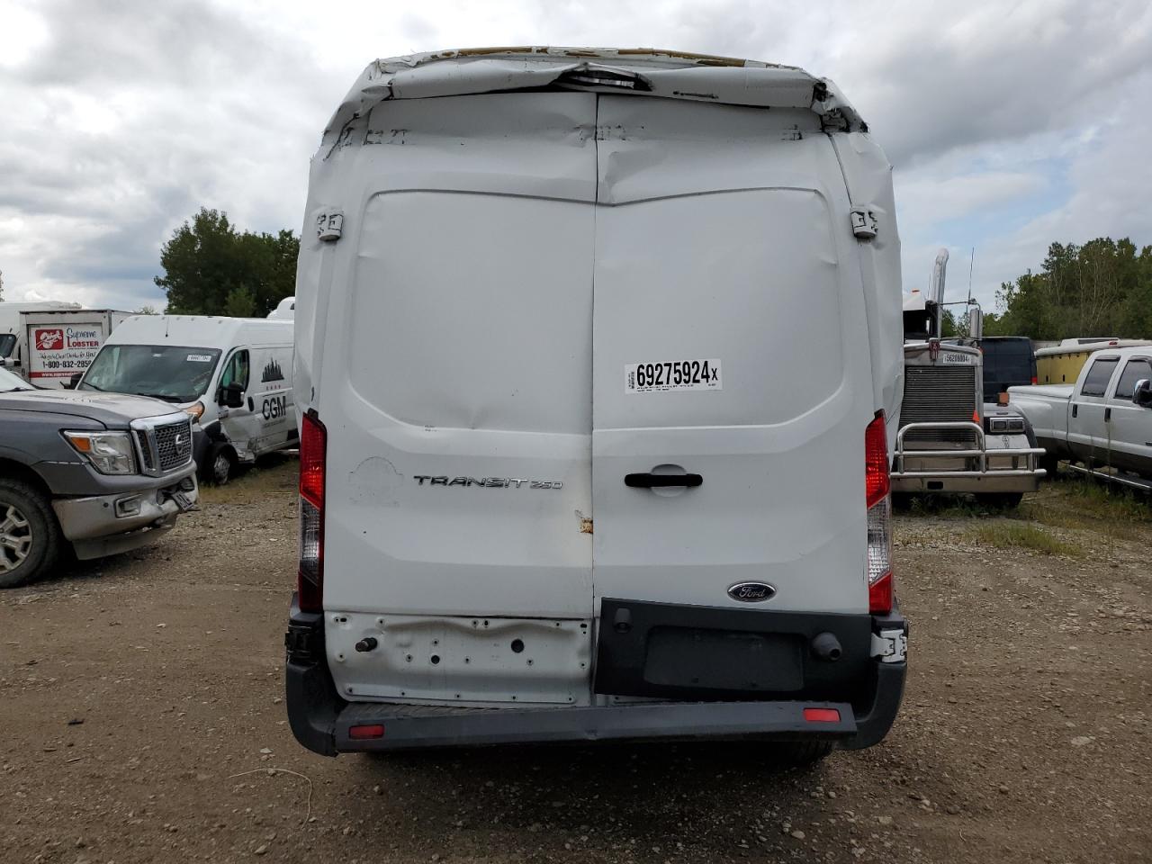 1FTYR2XM3HKA03391 2017 Ford Transit T-250