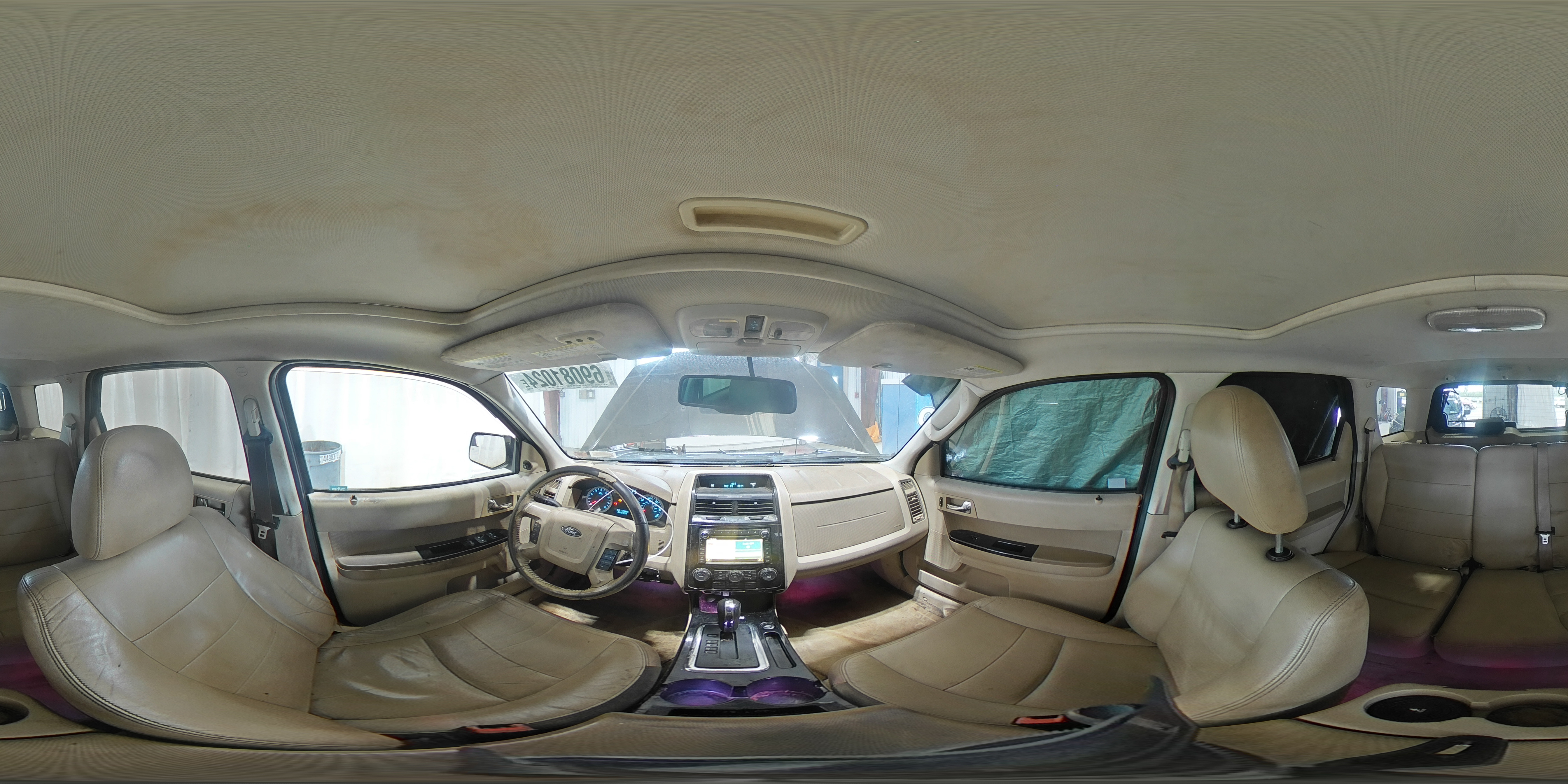 2010 Ford Escape Limited VIN: 1FMCU0E74AKC71569 Lot: 69081024