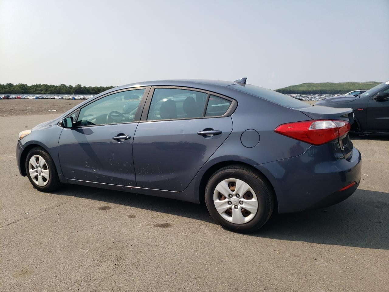 KNAFX4A69F5304355 2015 KIA FORTE - Image 2