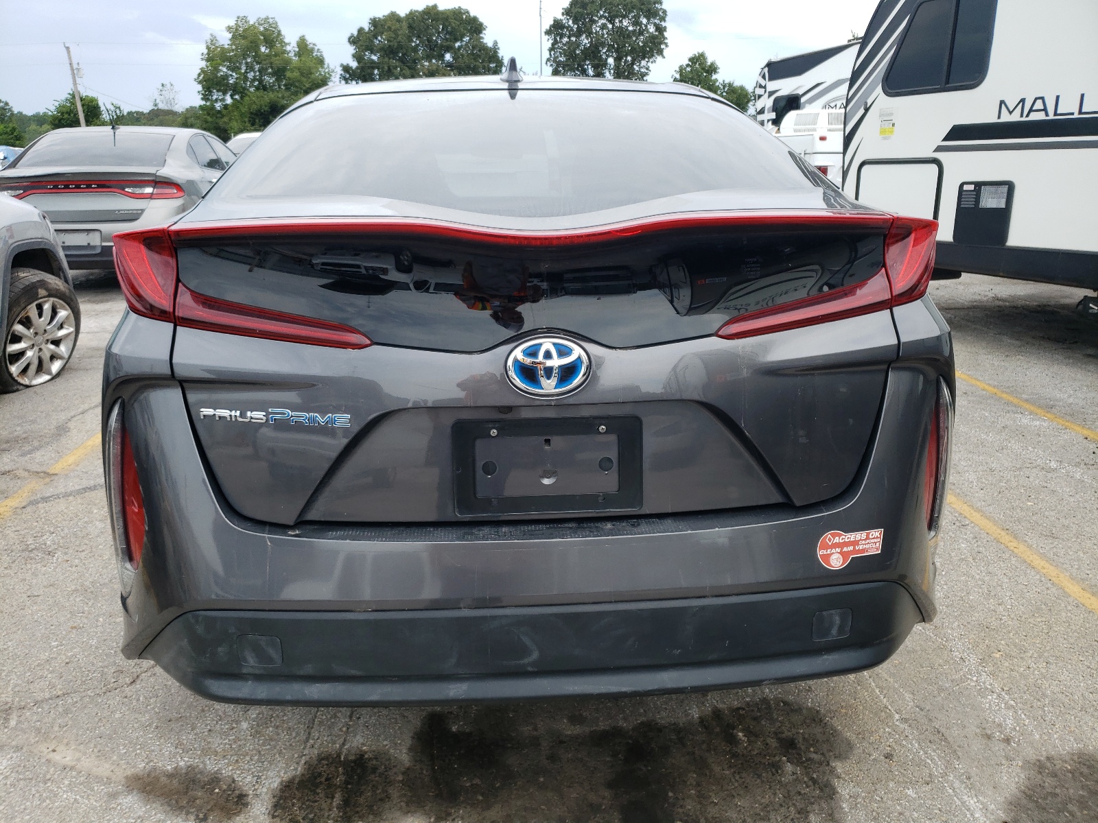 JTDKARFP5H3039918 2017 Toyota Prius Prime