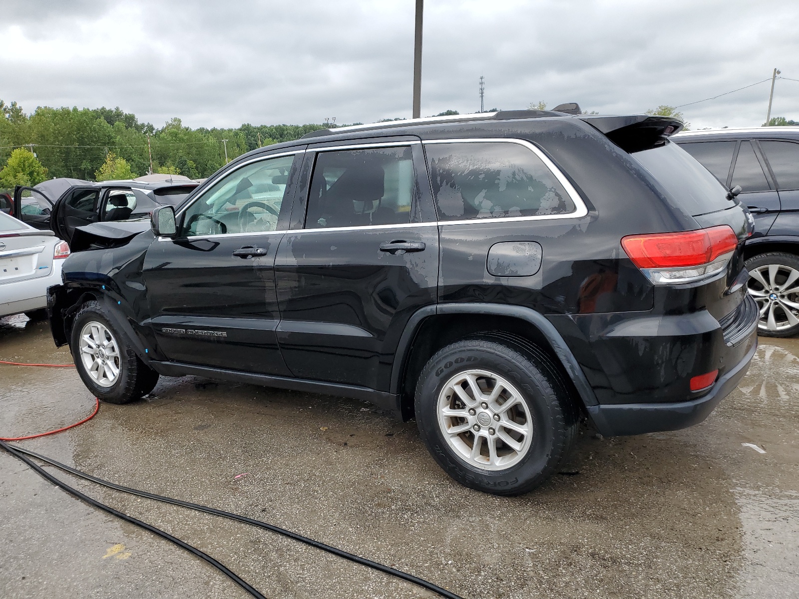 1C4RJEAG8JC311768 2018 Jeep Grand Cherokee Laredo