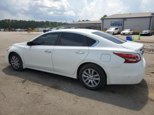 Sedans NISSAN ALTIMA 2015 White