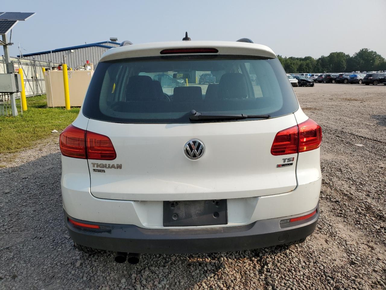 2017 Volkswagen Tiguan S VIN: WVGBV7AXXHK047353 Lot: 67598354