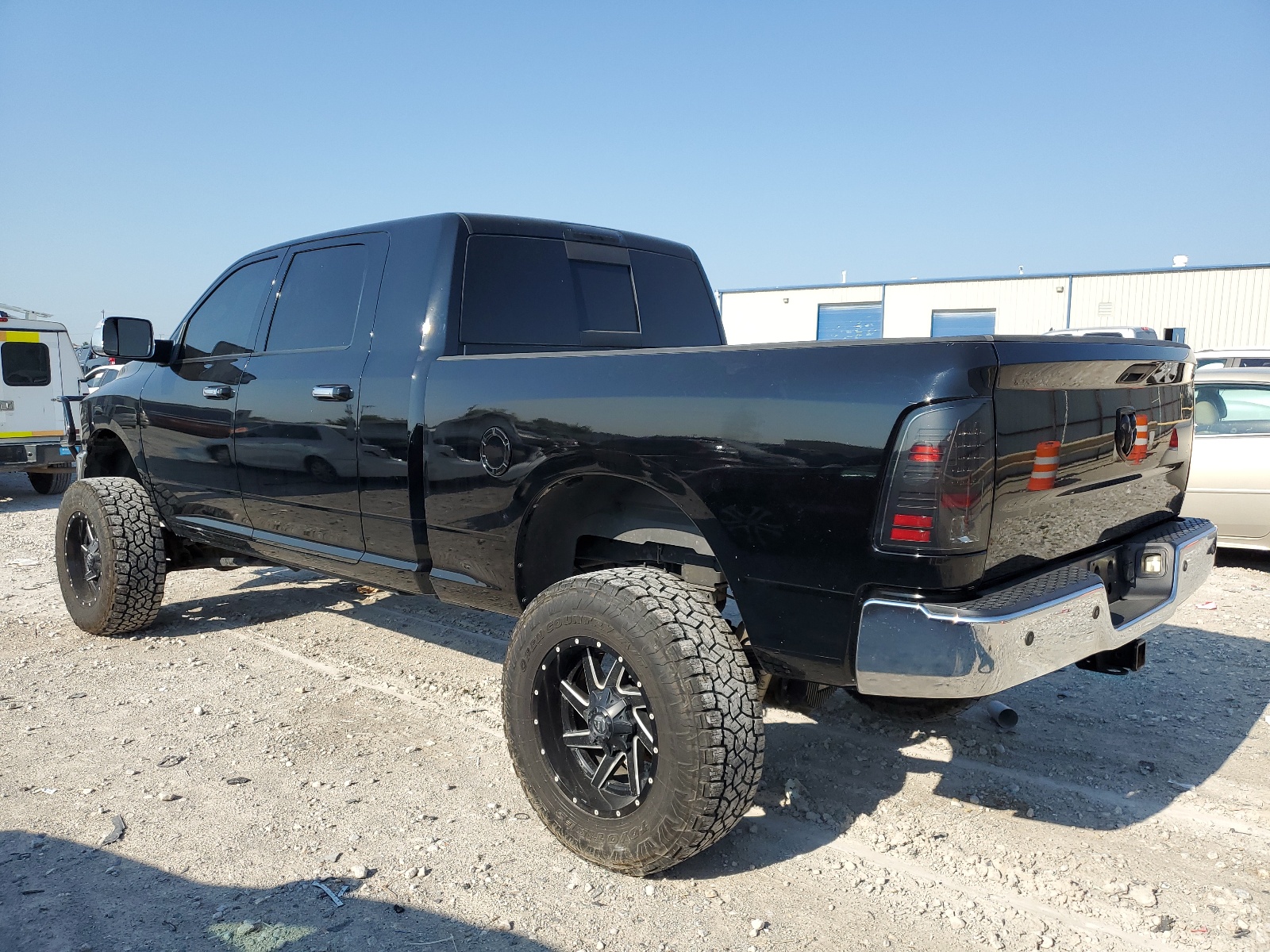 2013 Ram 2500 Laramie vin: 3C6UR5NLXDG532260