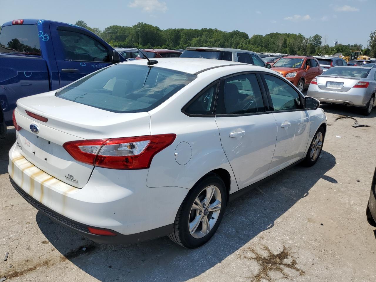 1FADP3F21DL337472 2013 Ford Focus Se 1FADP3F21DL337472 2013 Ford Focus Se