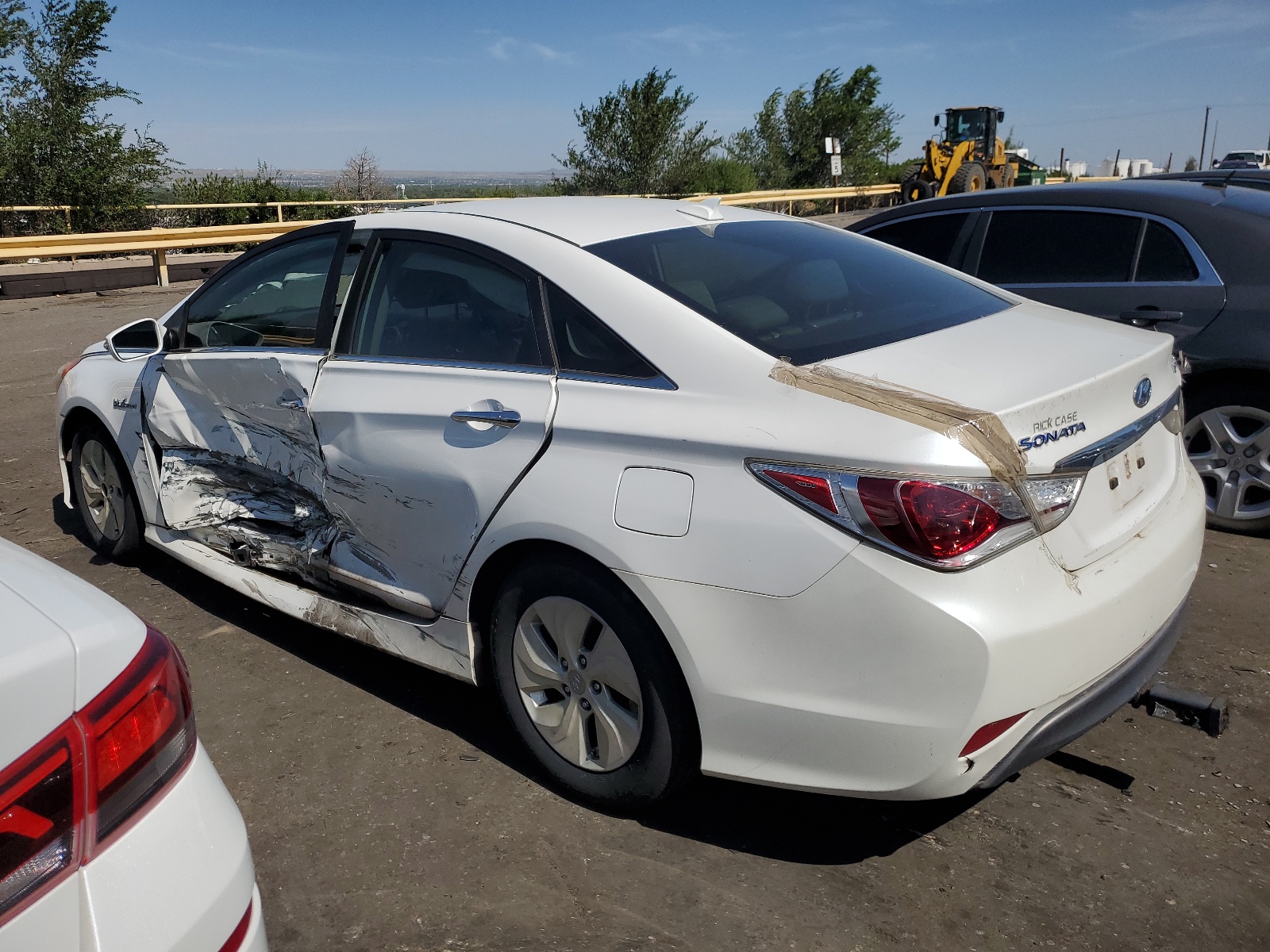 2014 Hyundai Sonata Hybrid vin: KMHEC4A48EA114377