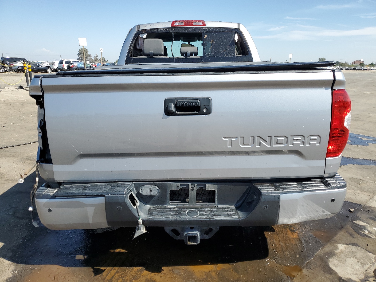 5TFUY5F11HX658257 2017 Toyota Tundra Double Cab Sr