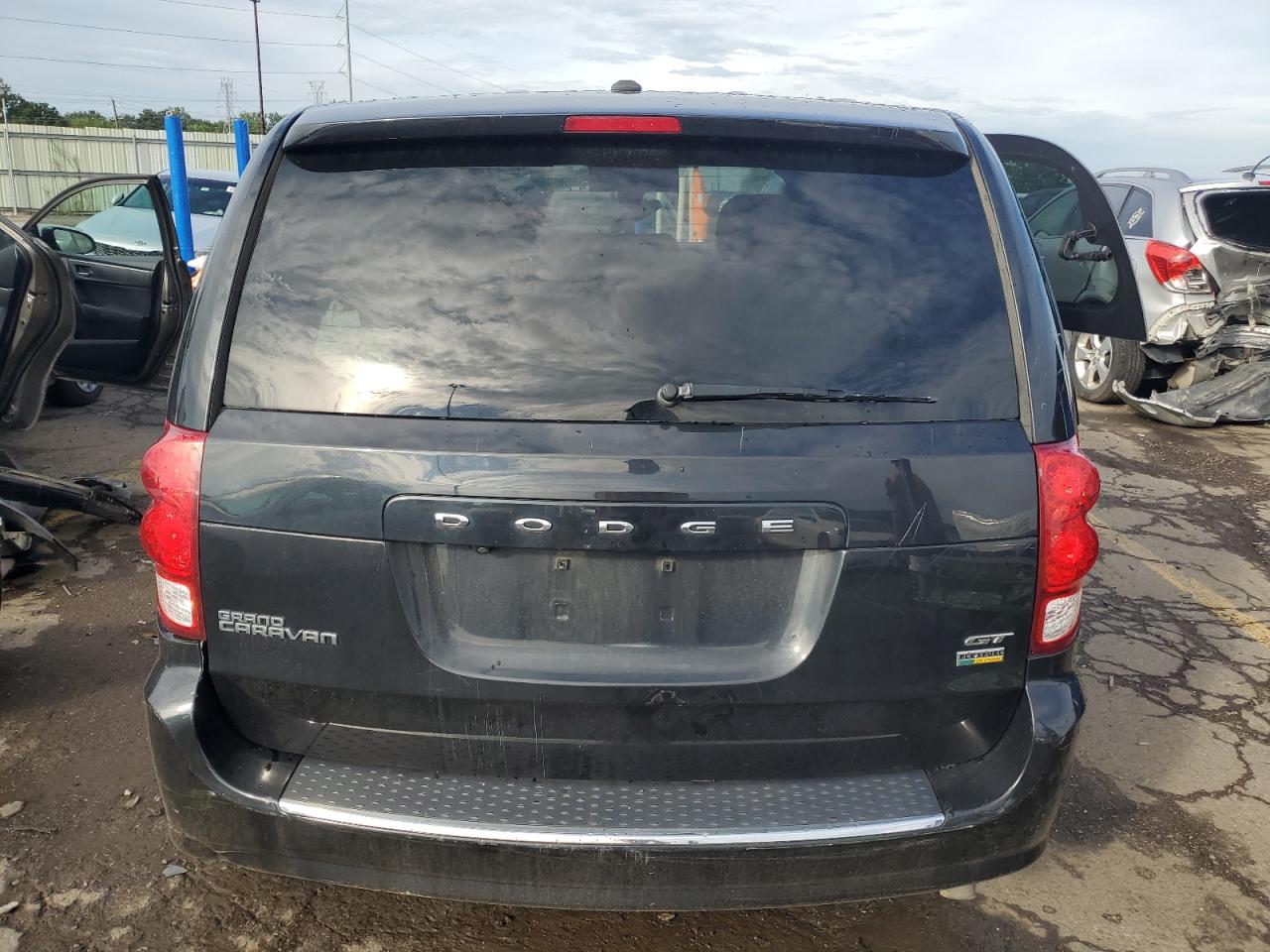 VIN 2C4RDGEGXKR571496 2019 DODGE CARAVAN no.6