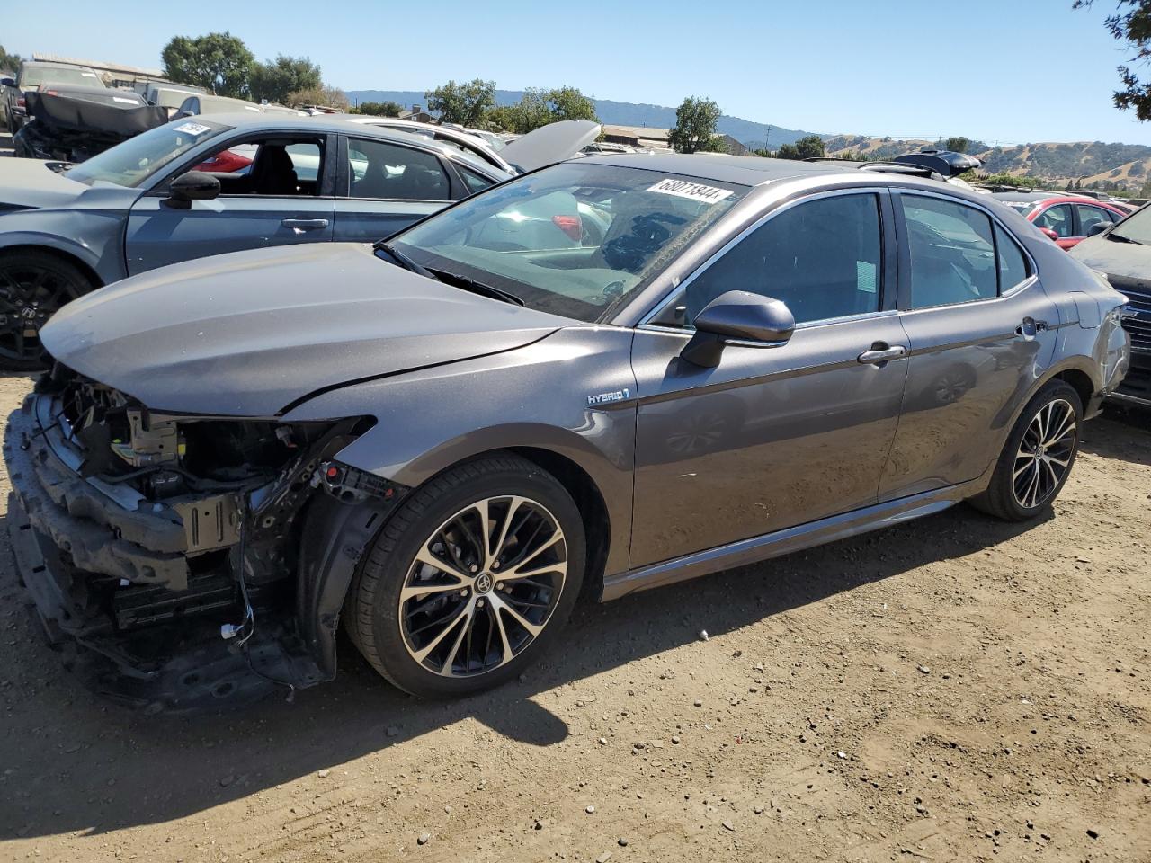 4T1J31AKXLU528168 2020 TOYOTA CAMRY - Image 1