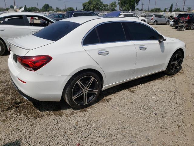  MERCEDES-BENZ A-CLASS 2019 Білий