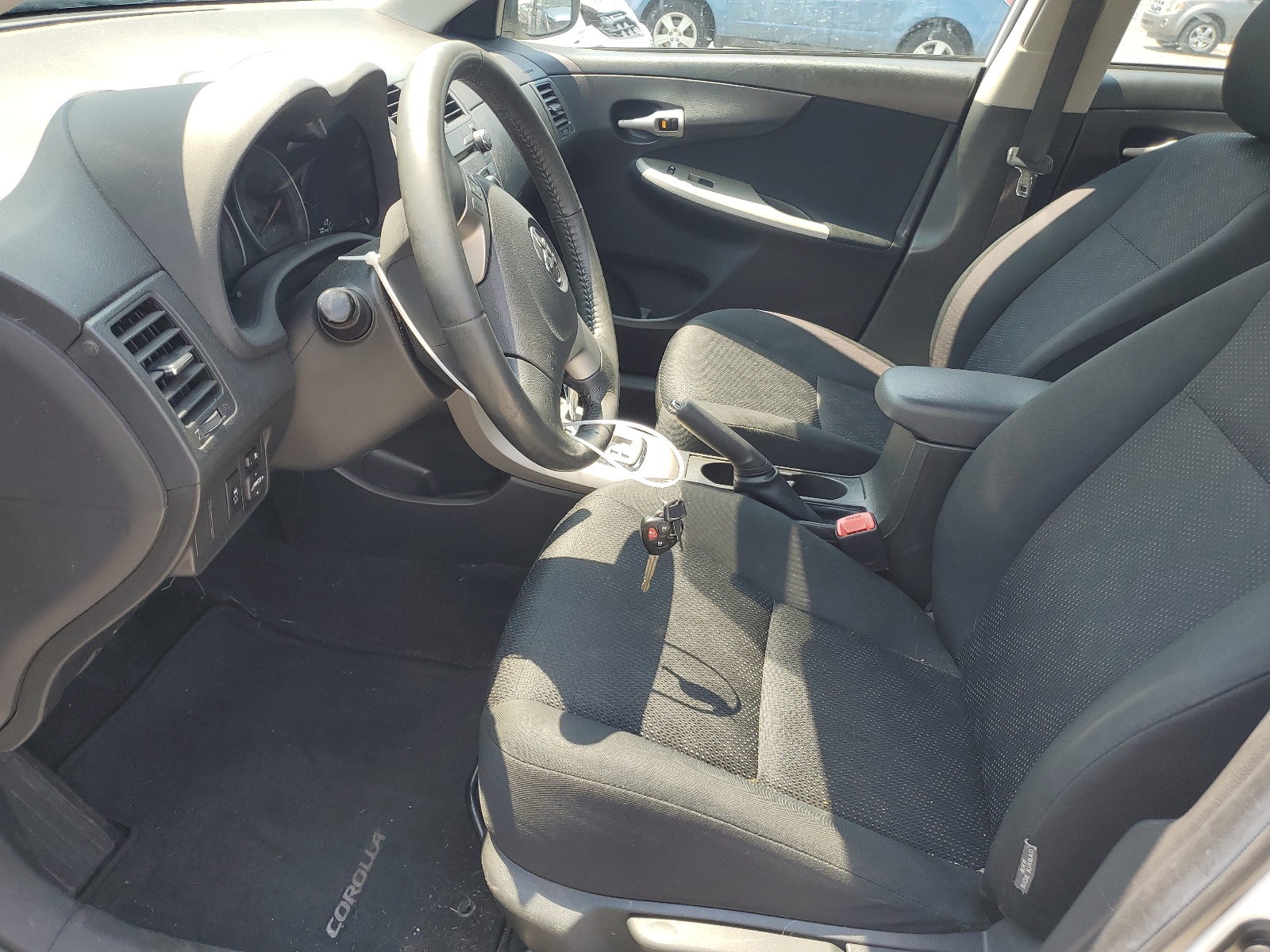 1NXBU4EE8AZ362995 2010 Toyota Corolla Base