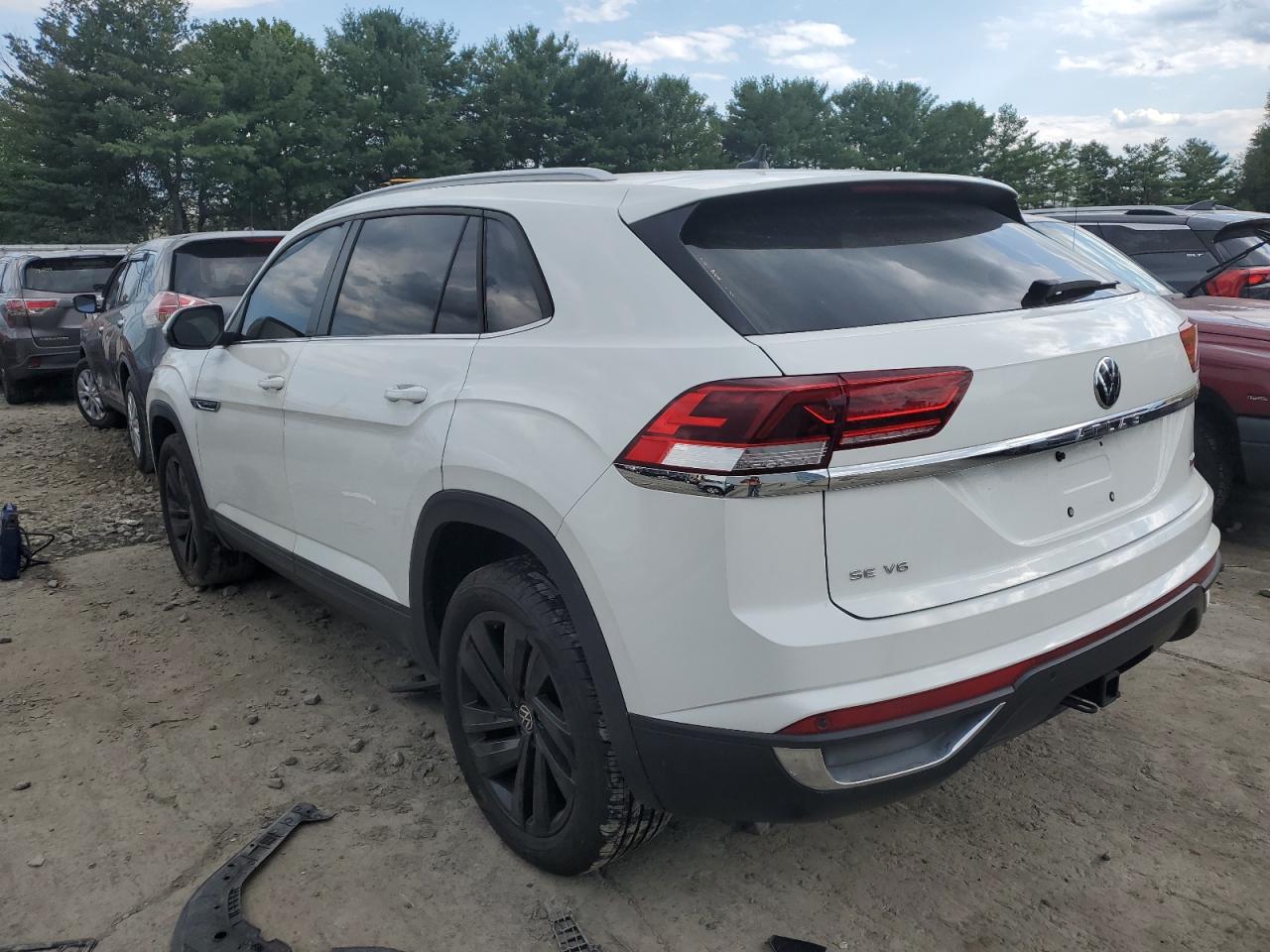 1V2KE2CA5NC225450 2022 Volkswagen Atlas Cross Sport Se