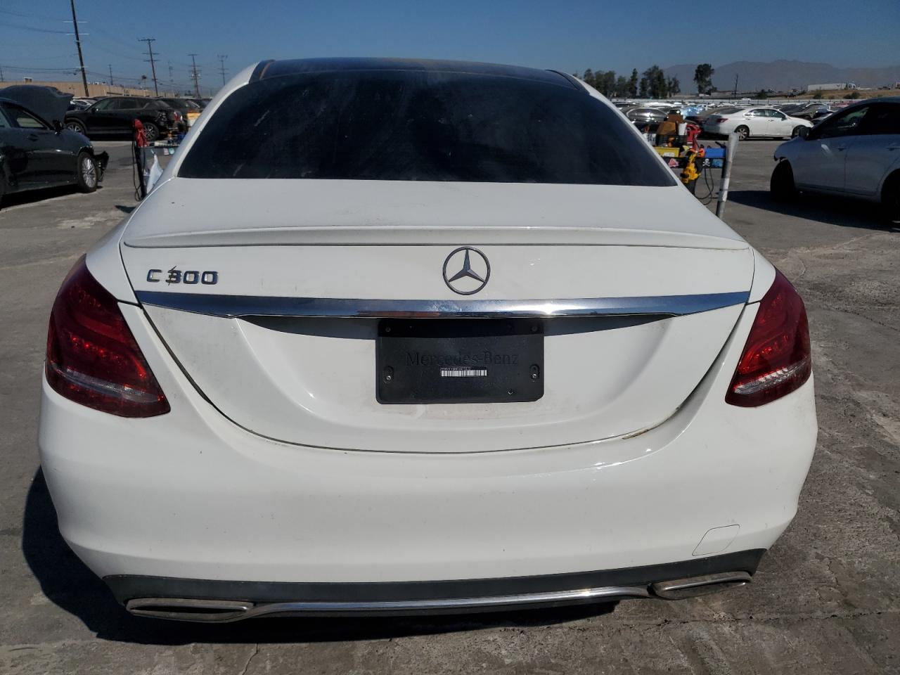 2015 Mercedes-Benz C 300 VIN: 55SWF4JB6FU070272 Lot: 68799934