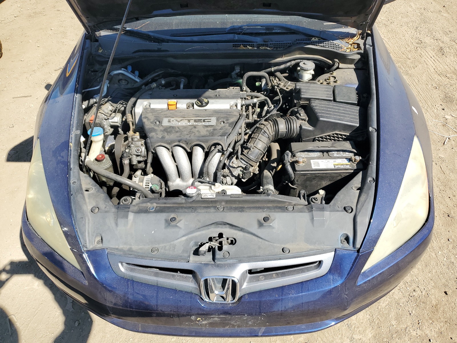 1HGCM561X5A159660 2005 Honda Accord Dx