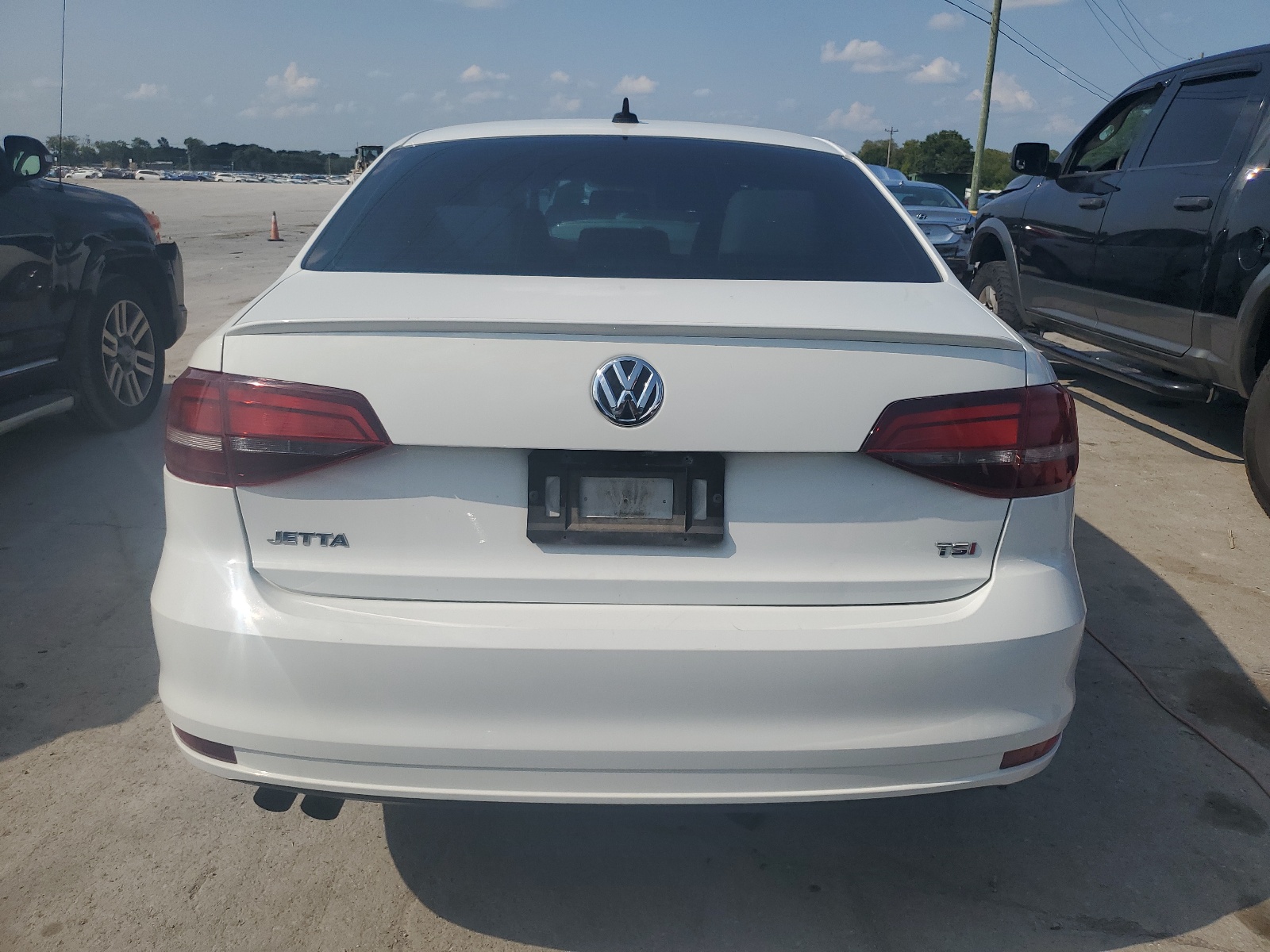 2017 Volkswagen Jetta Sport vin: 3VWD17AJ3HM299519