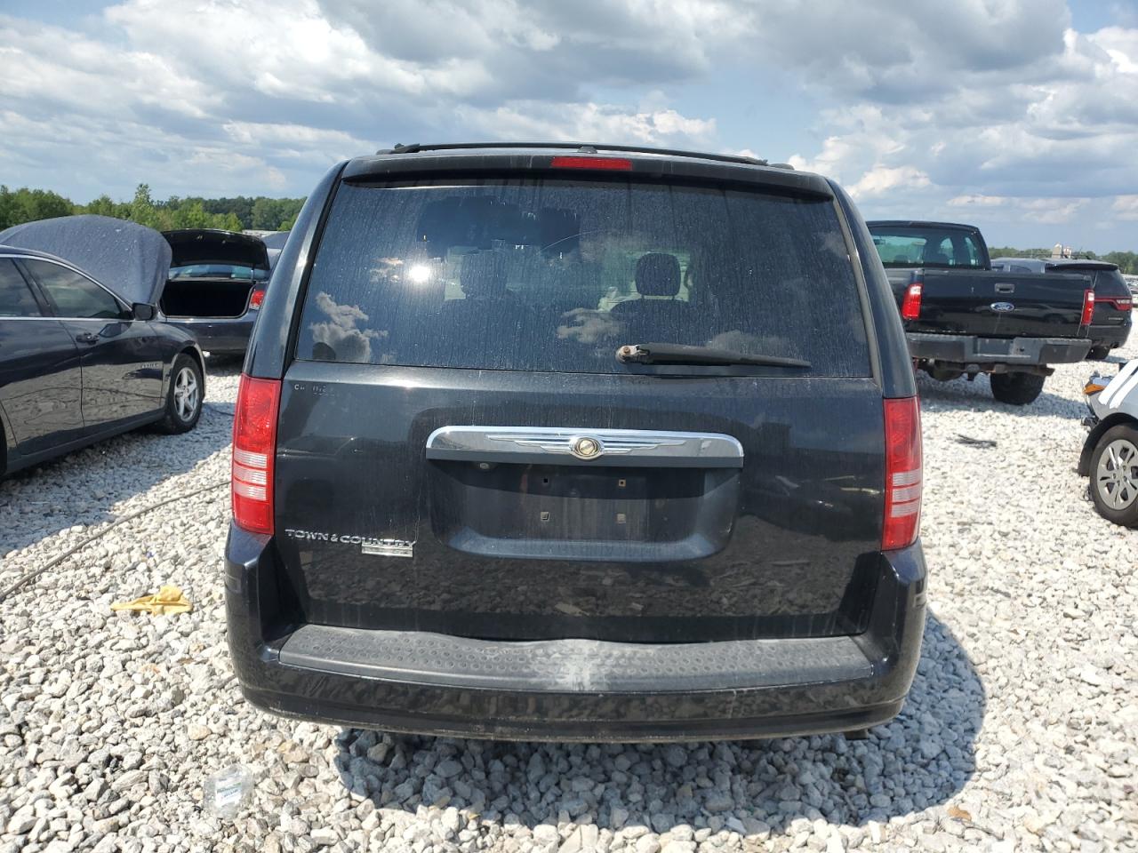 2008 Chrysler Town & Country Touring VIN: 2A8HR54P48R739203 Lot: 66712194