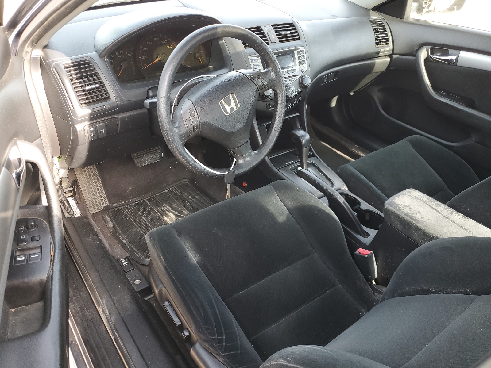 1HGCM82236A009813 2006 Honda Accord Lx