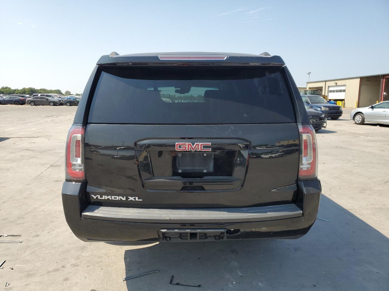 2019 GMC Yukon Xl K1500 Slt VIN: 1GKS2GKC6KR370634 Lot: 67895114