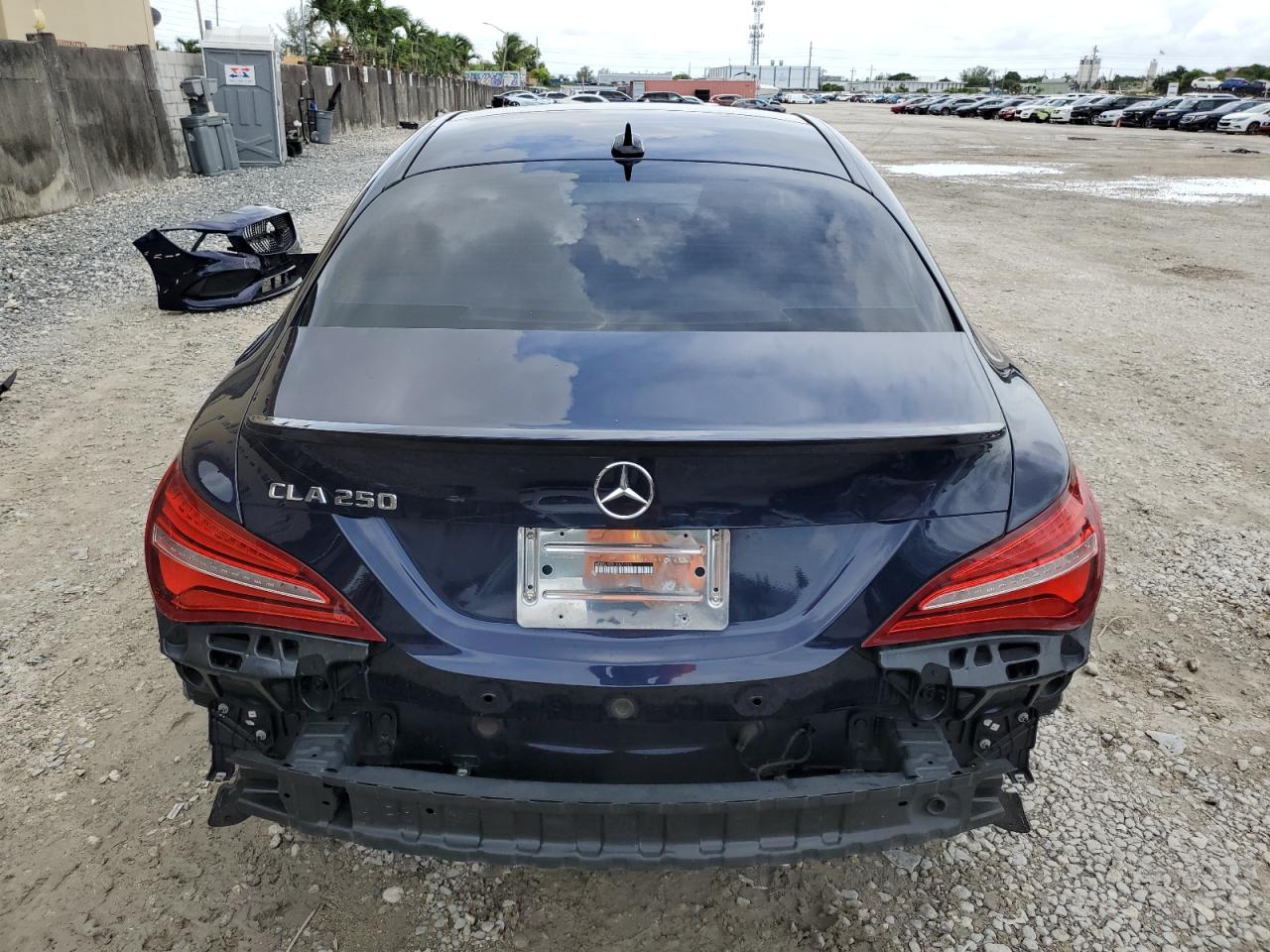 WDDSJ4EB4JN671530 2018 Mercedes-Benz Cla 250