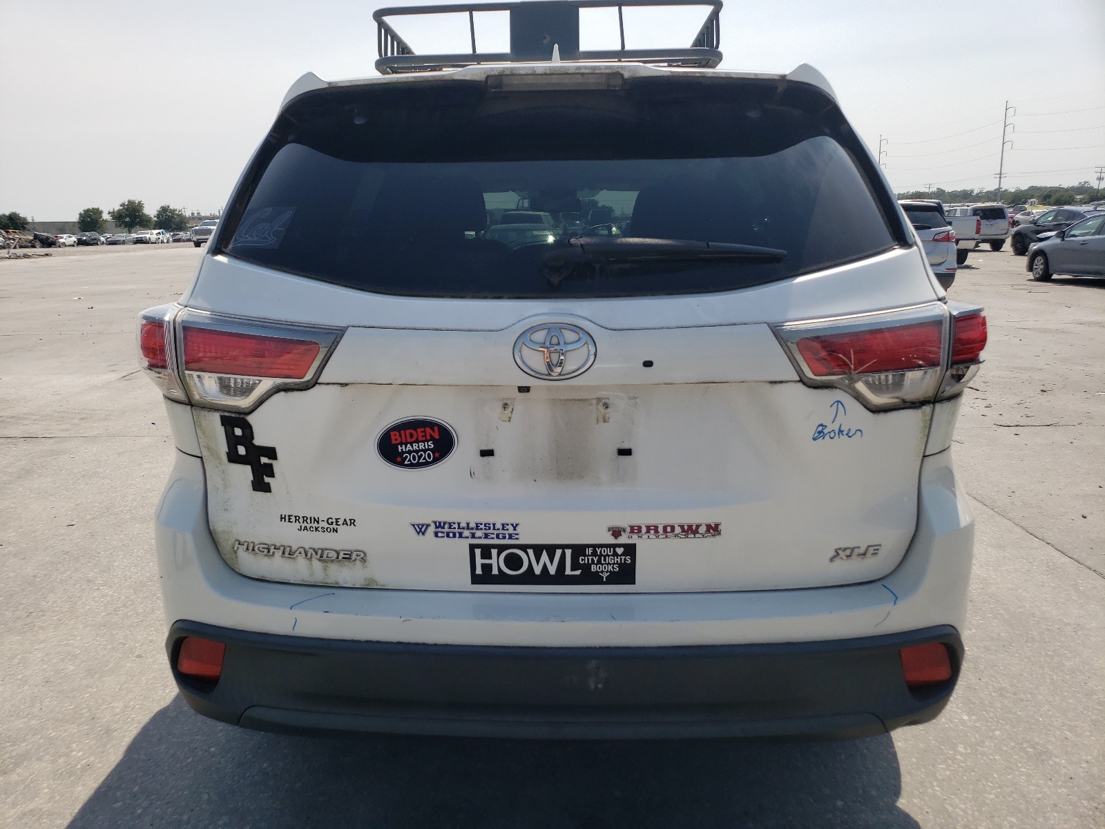 5TDKKRFH8FS111471 2015 Toyota Highlander Xle