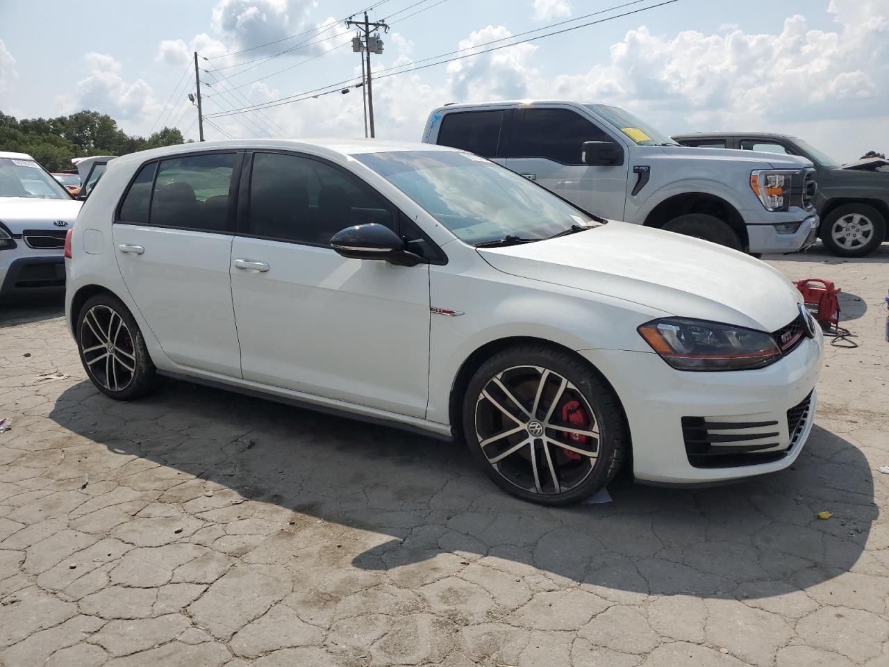 3VW447AU0HM014048 2017 Volkswagen Gti S/Se