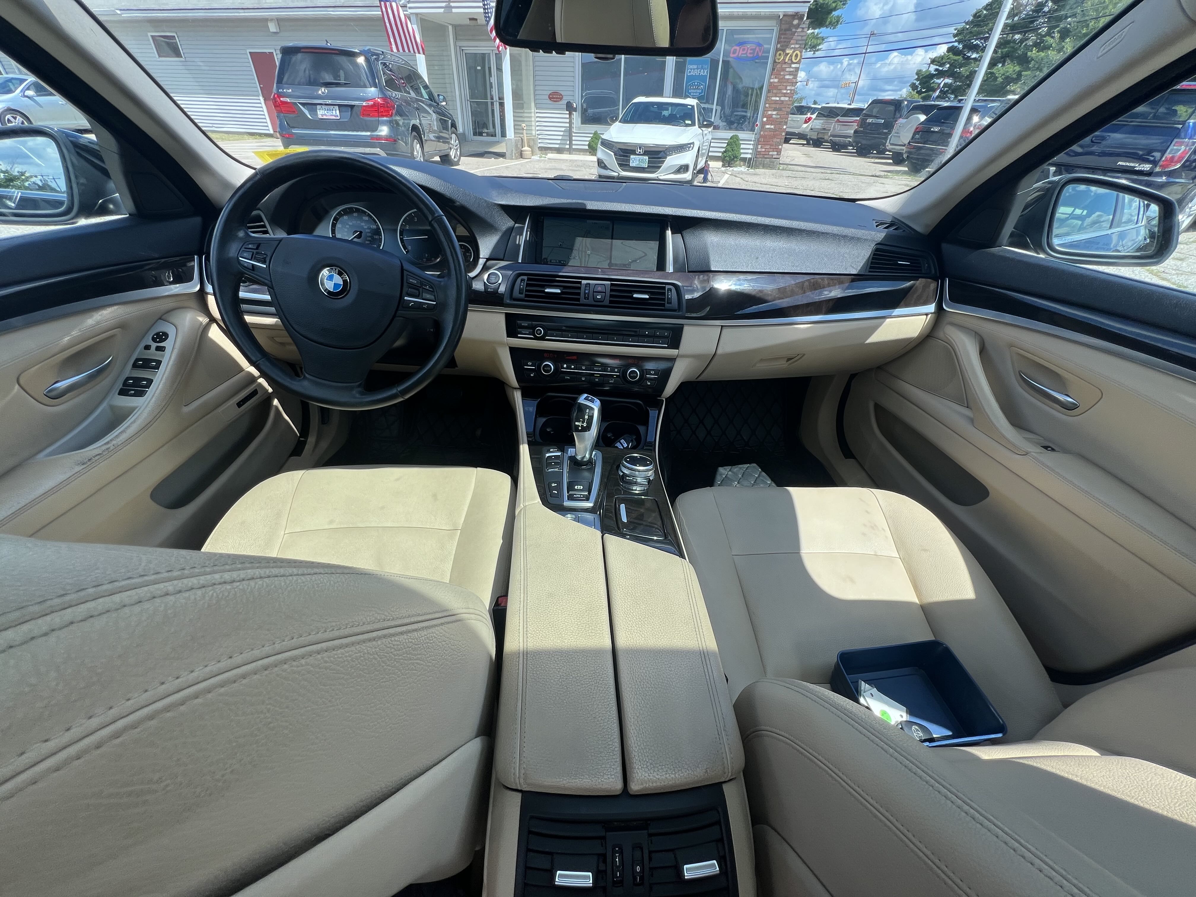 2014 BMW 528 Xi vin: WBA5A7C58ED613922