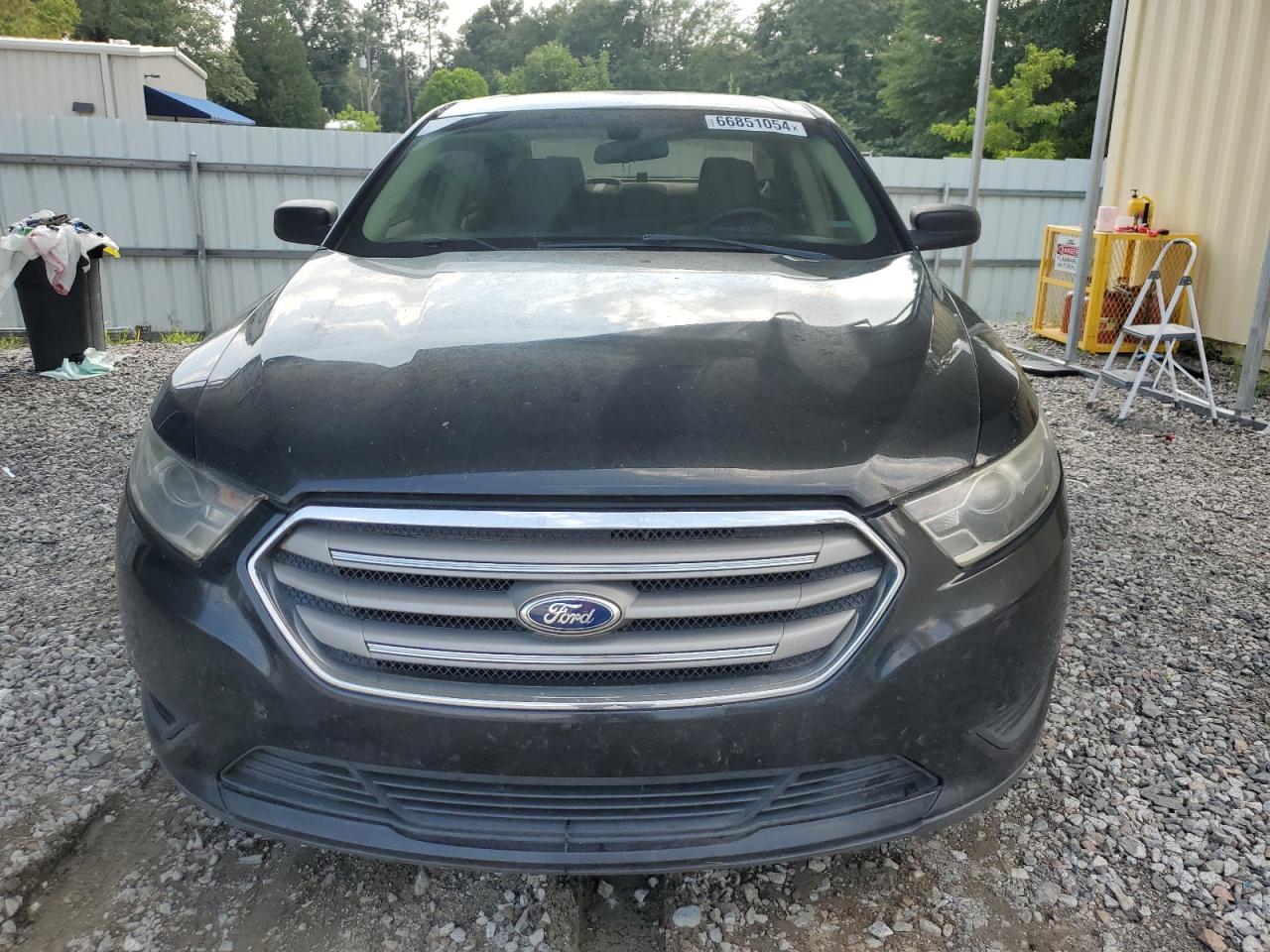 1FAHP2D8XFG142341 2015 Ford Taurus Se