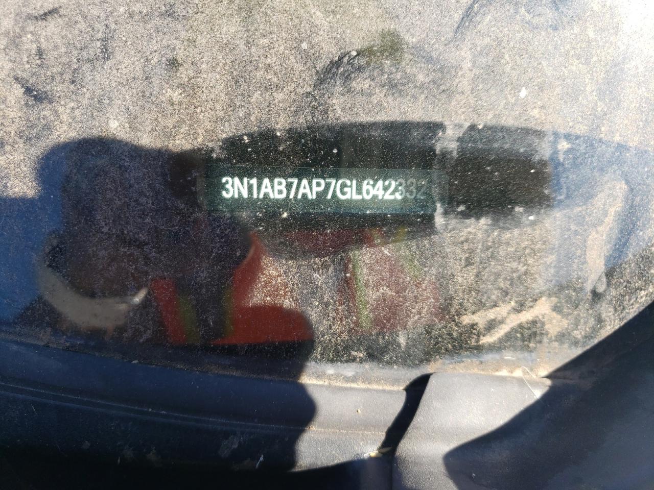 3N1AB7AP7GL642332 NISSAN SENTRA 2016