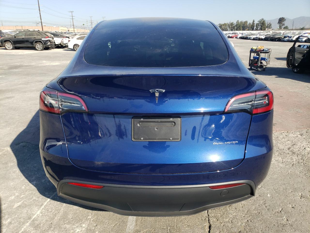 7SAYGDEE5RA250388 2024 Tesla Model Y