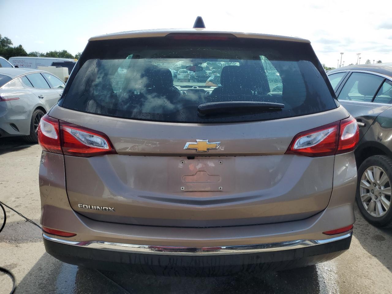 3GNAXHEV9JL407474 2018 Chevrolet Equinox Ls