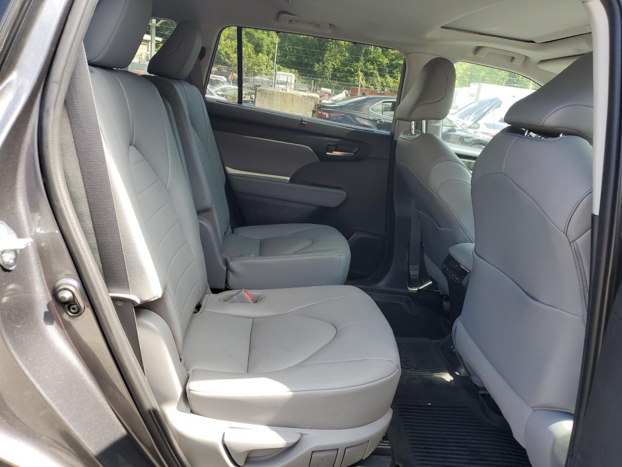 2021 Toyota Highlander Hybrid Xle VIN: 5TDHBRCH2MS515541 Lot: 66699044