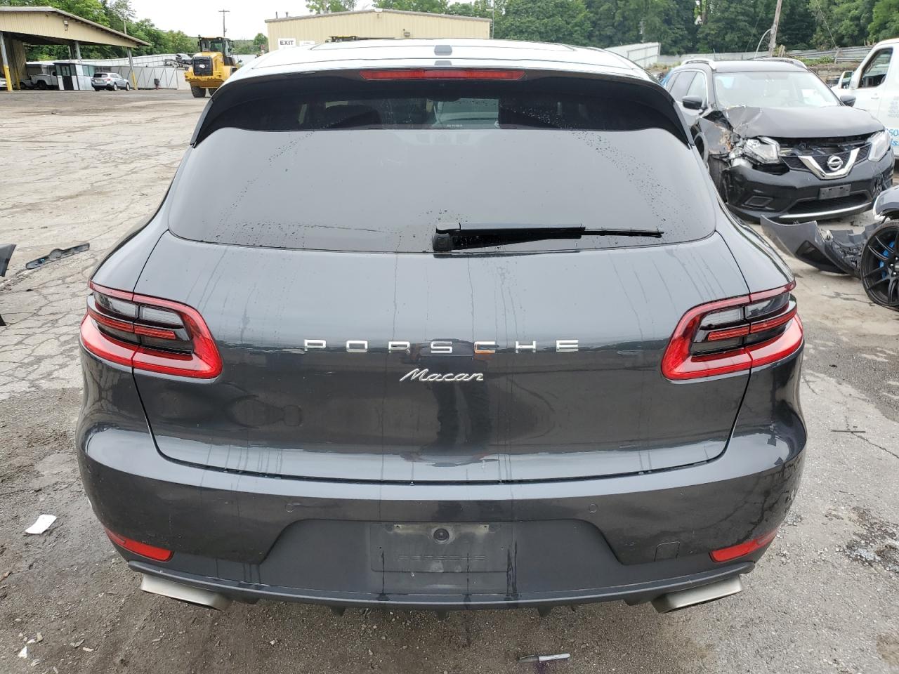 2018 Porsche Macan VIN: WP1AA2A52JLB06035 Lot: 65348774