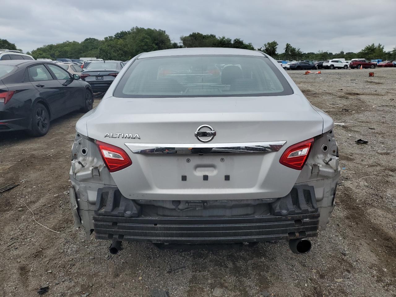 2016 Nissan Altima - Image 6