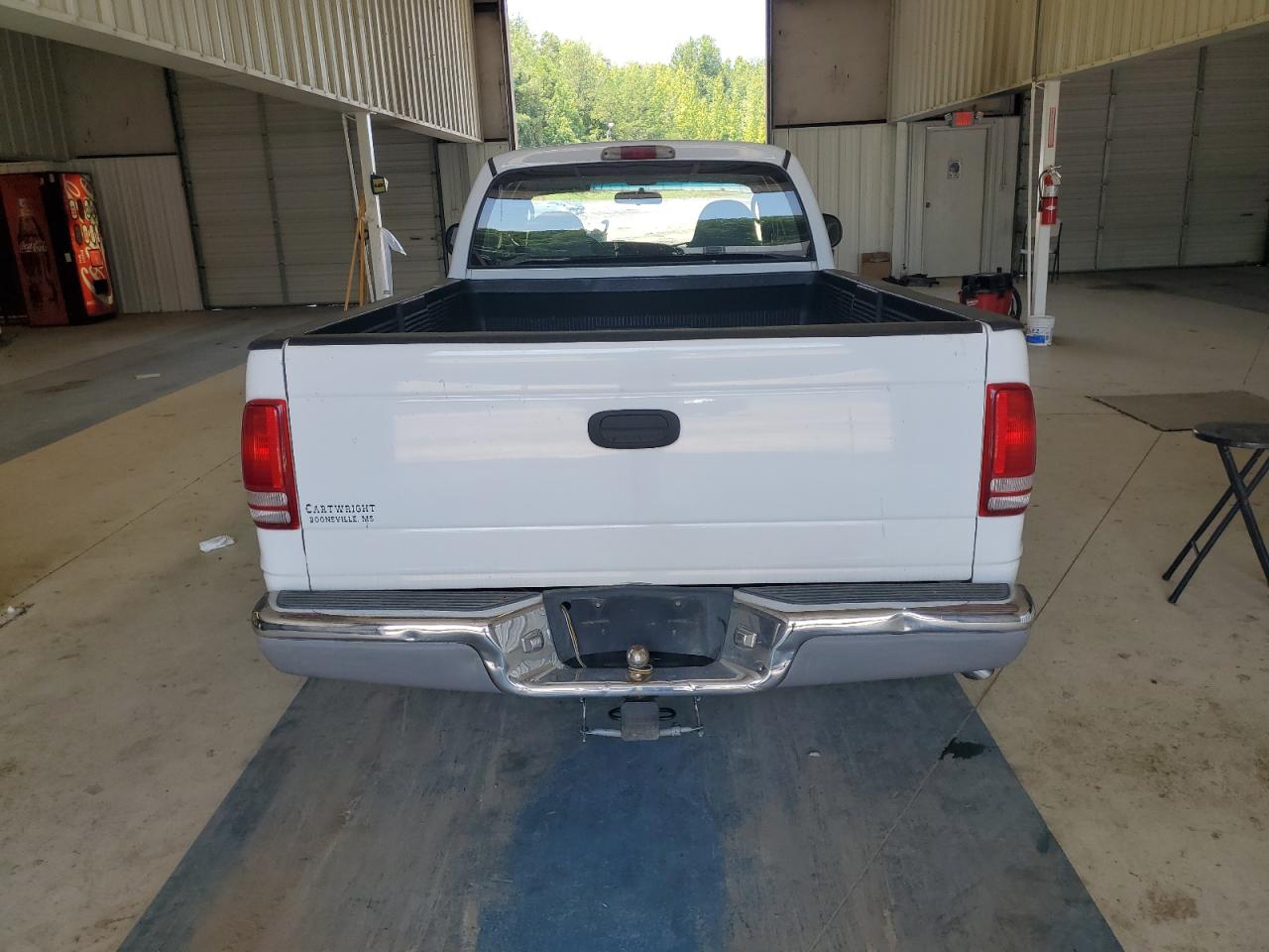 1B7GL22X5YS571012 2000 Dodge Dakota