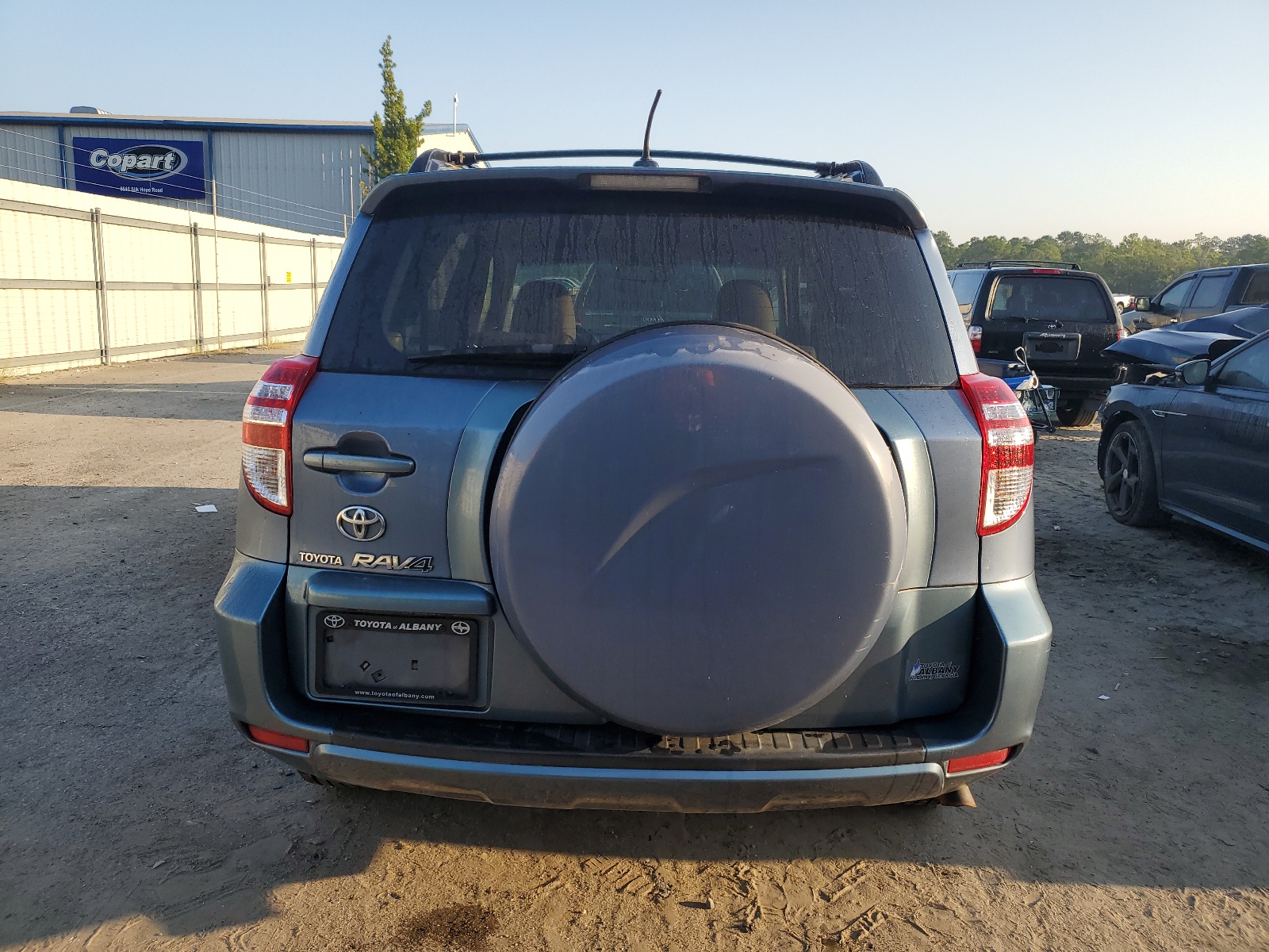 JTMKF4DV5A5023945 2010 Toyota Rav4