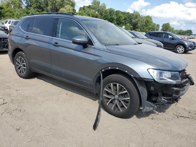  VOLKSWAGEN TIGUAN 2019 Сірий