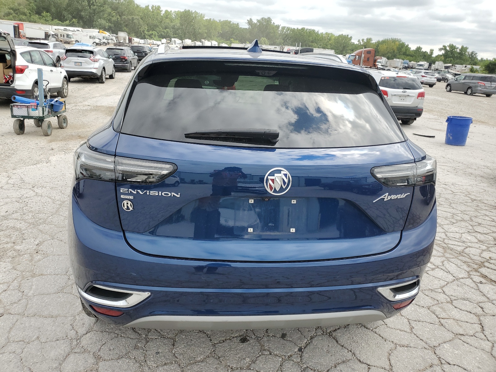 LRBFZSR41PD035522 2023 Buick Envision Avenir