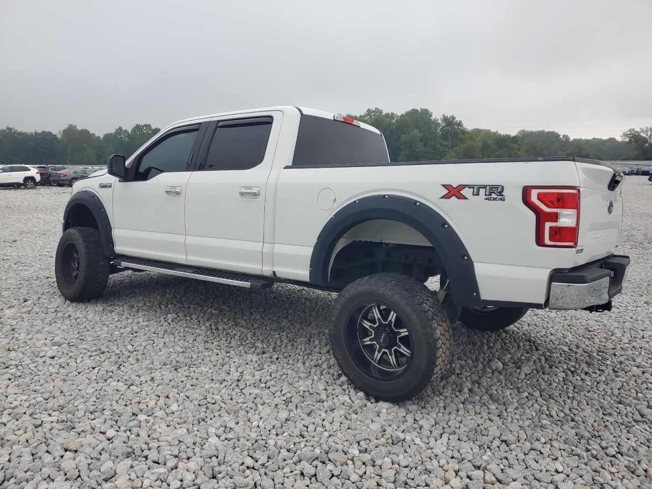 1FTFW1EG8JFA09404 2018 FORD F-150 - Image 2