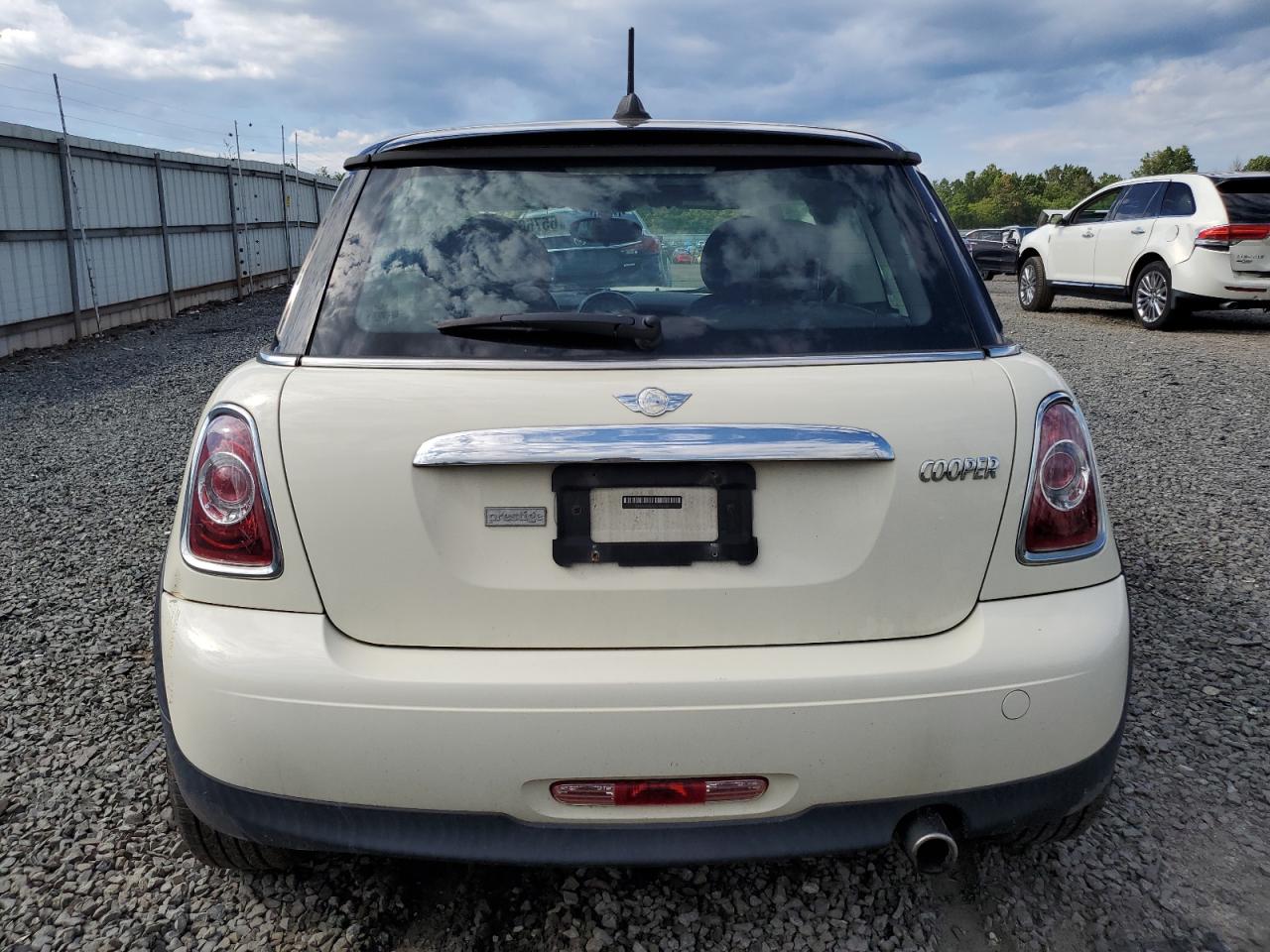 2012 Mini Cooper VIN: WMWSU3C59CT254182 Lot: 65766604