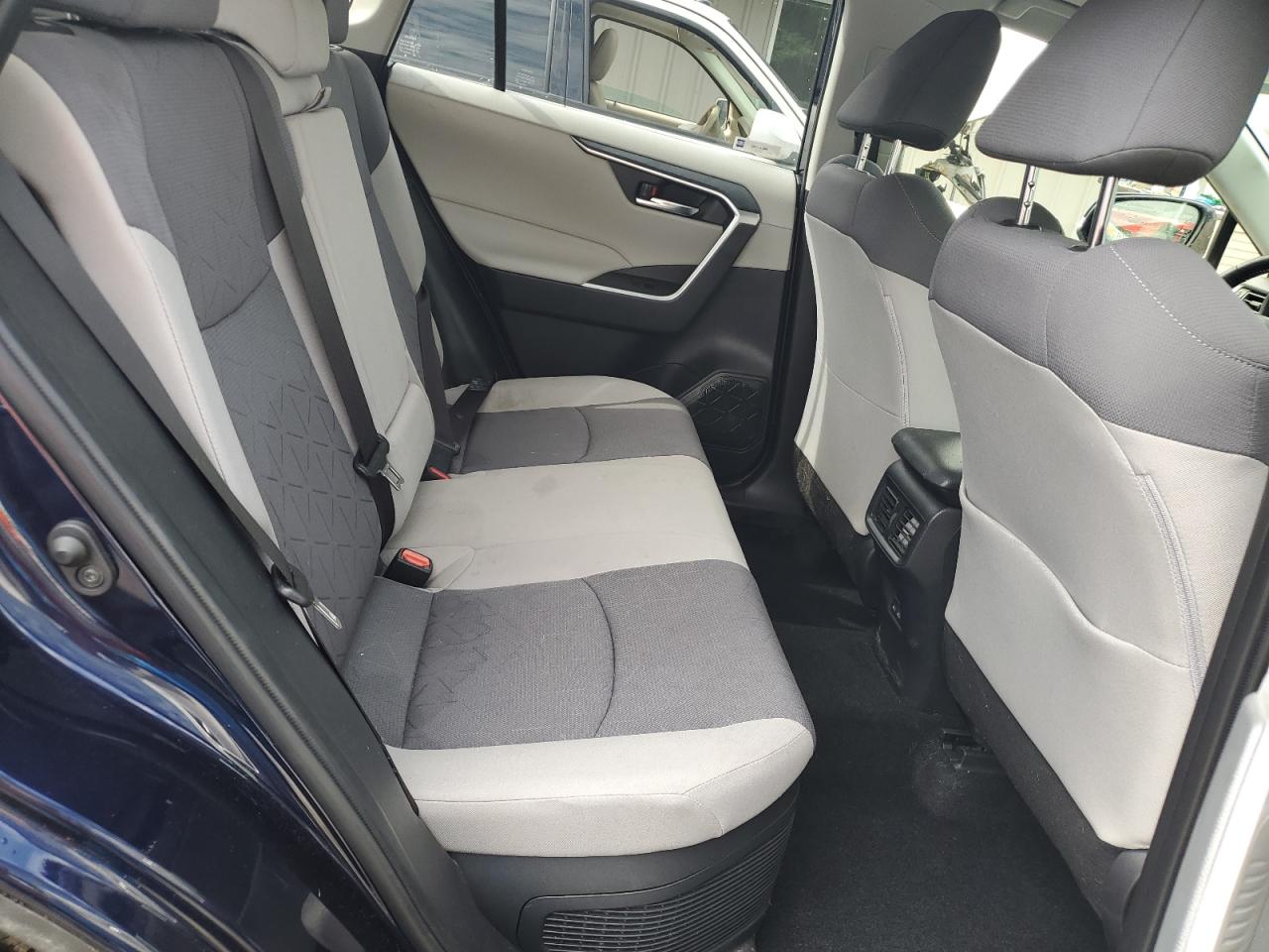 2022 Toyota Rav4 Xle VIN: JTMRWRFVXND150677 Lot: 65619844