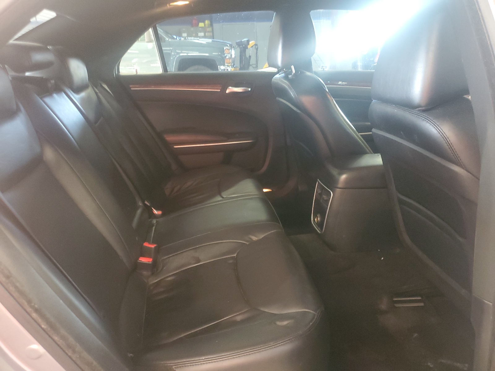 2C3CCAAG1EH182921 2014 Chrysler 300