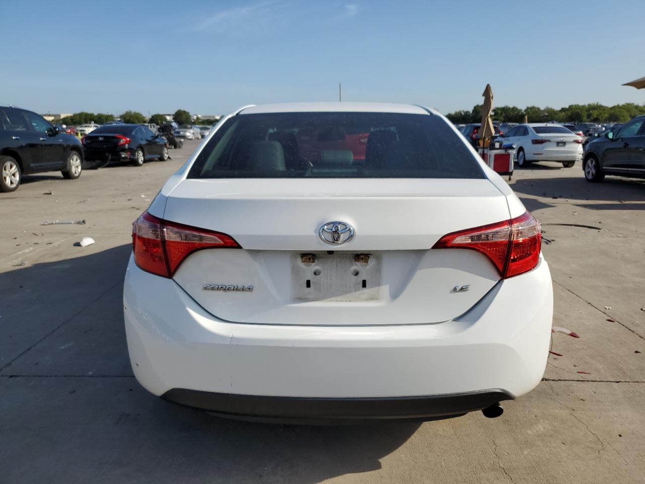 2017 Toyota Corolla L VIN: 5YFBURHE6HP700768 Lot: 67677984