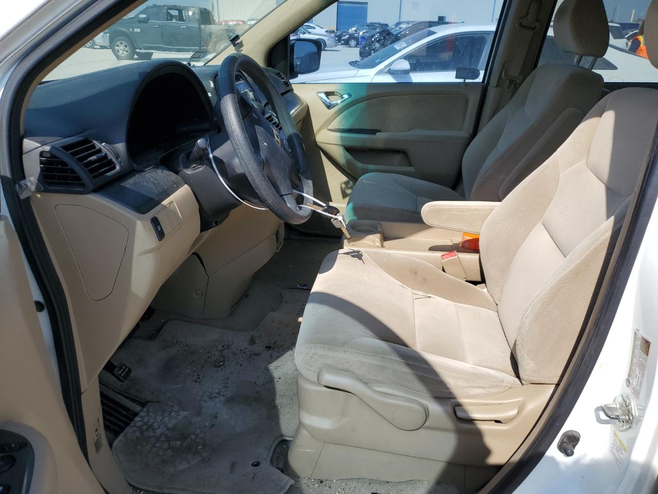 2007 Honda Odyssey Lx VIN: 5FNRL38277B055160 Lot: 68422414