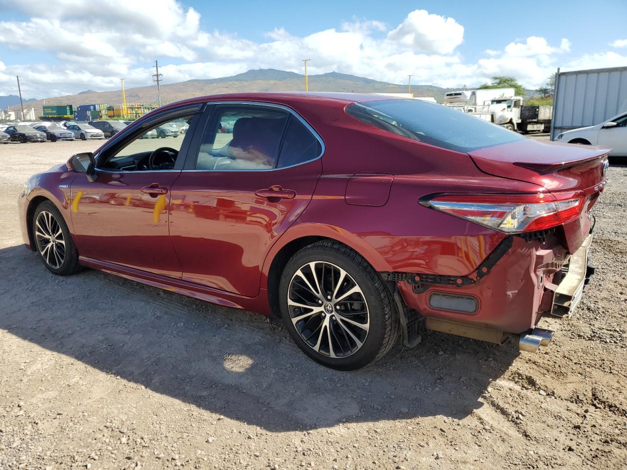 4T1B21HK3JU503509 2018 TOYOTA CAMRY - Image 2