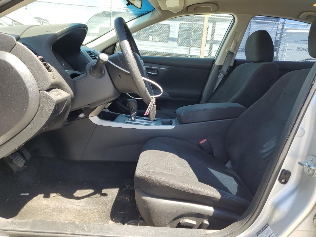 1N4AL3AP0FN318551 2015 Nissan Altima 2.5