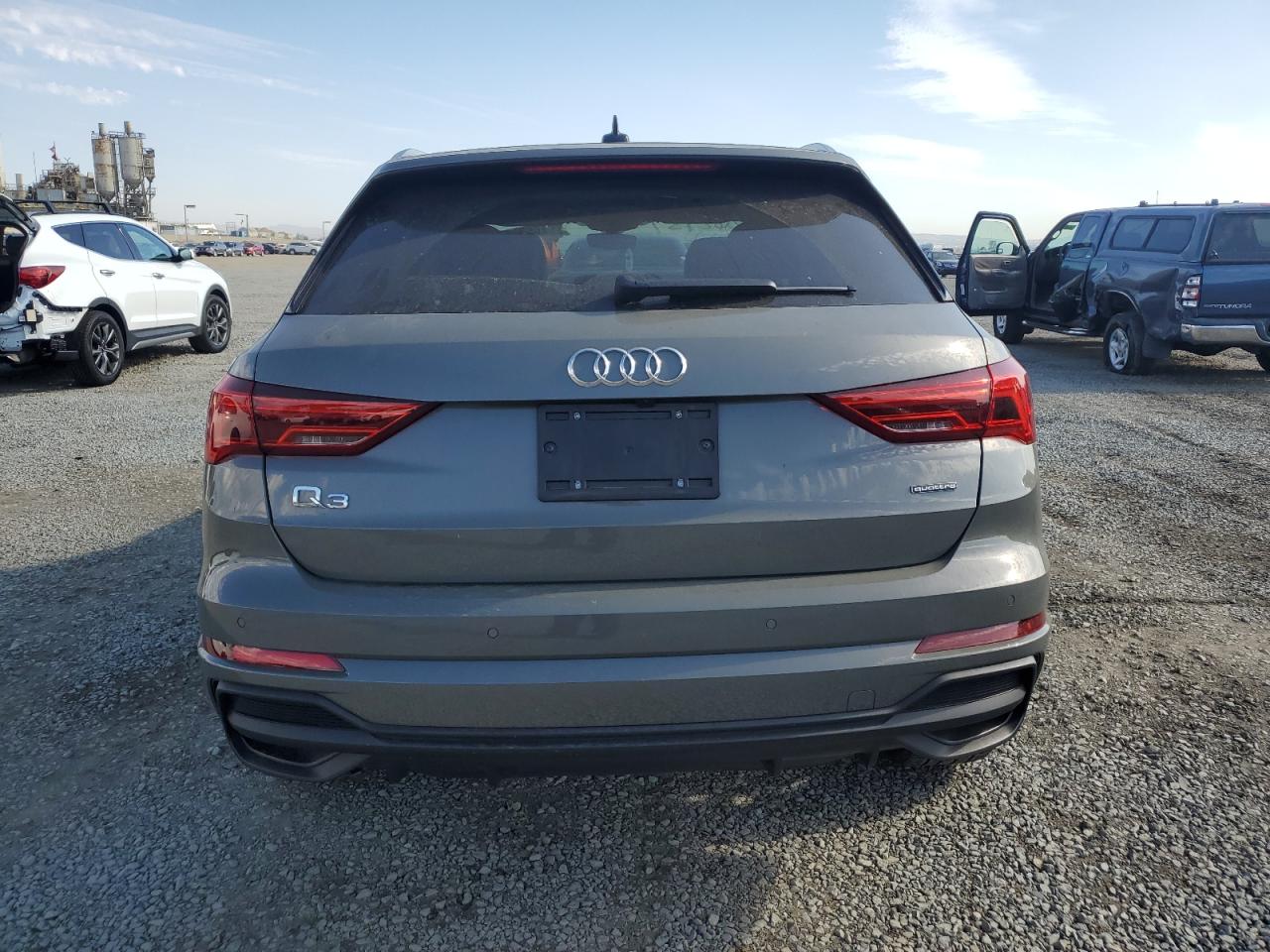 WA1DECF35P1067178 2023 Audi Q3 Premium S Line 45