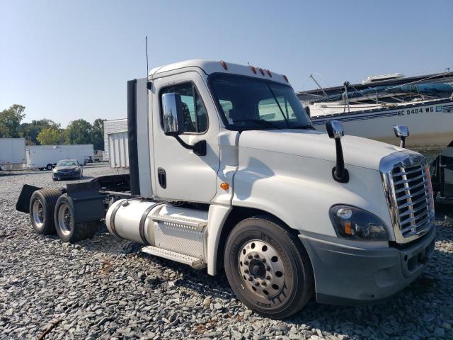 2019 Freightliner Cascadia 125