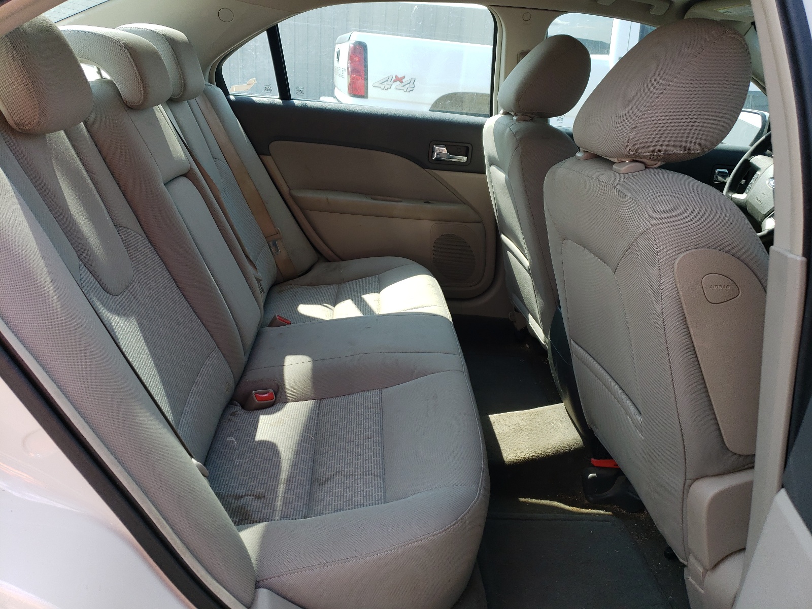 3FAHP0HG3AR416809 2010 Ford Fusion Se