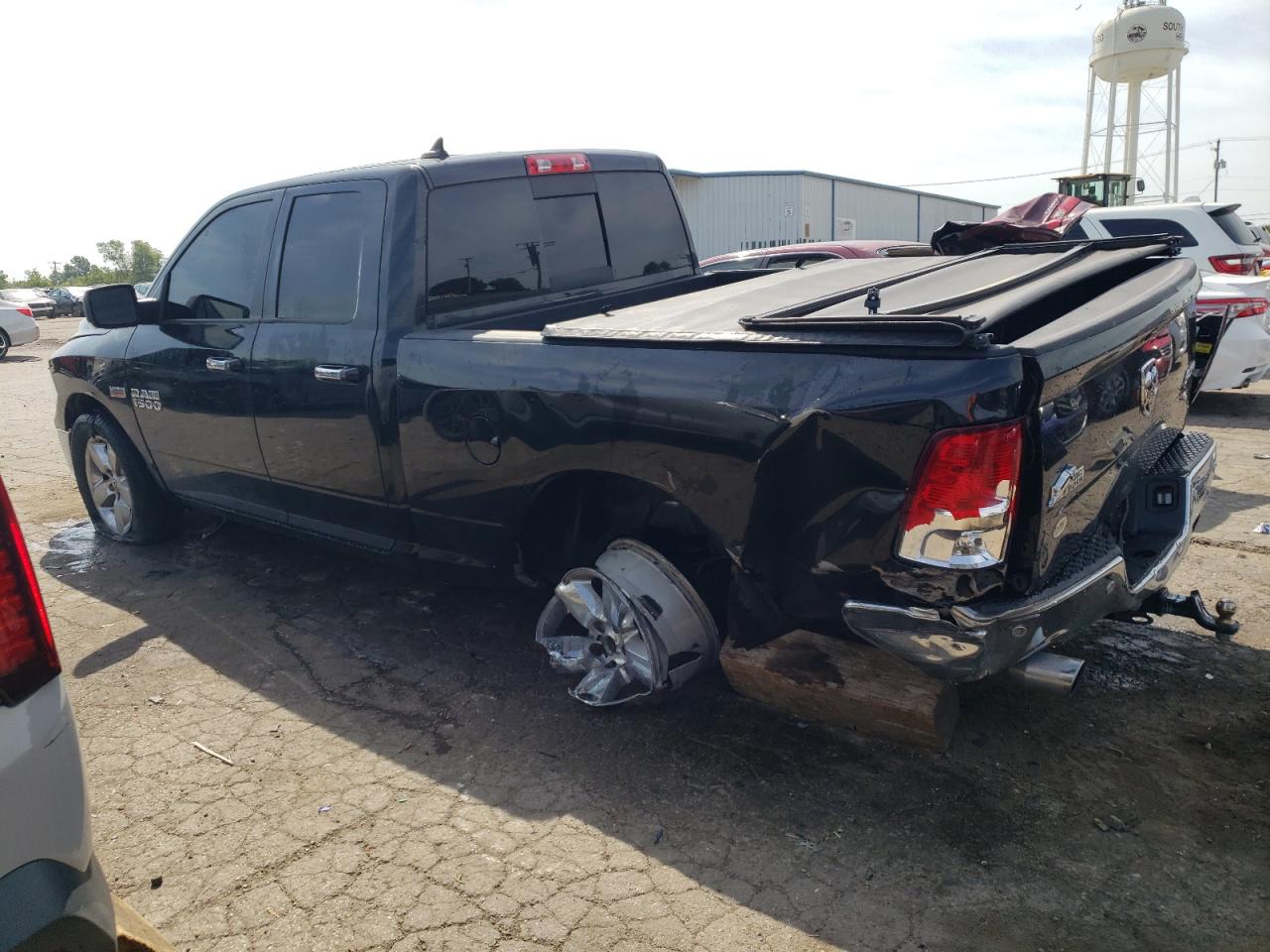 1C6RR7GT1JS172900 2018 Ram 1500 Slt