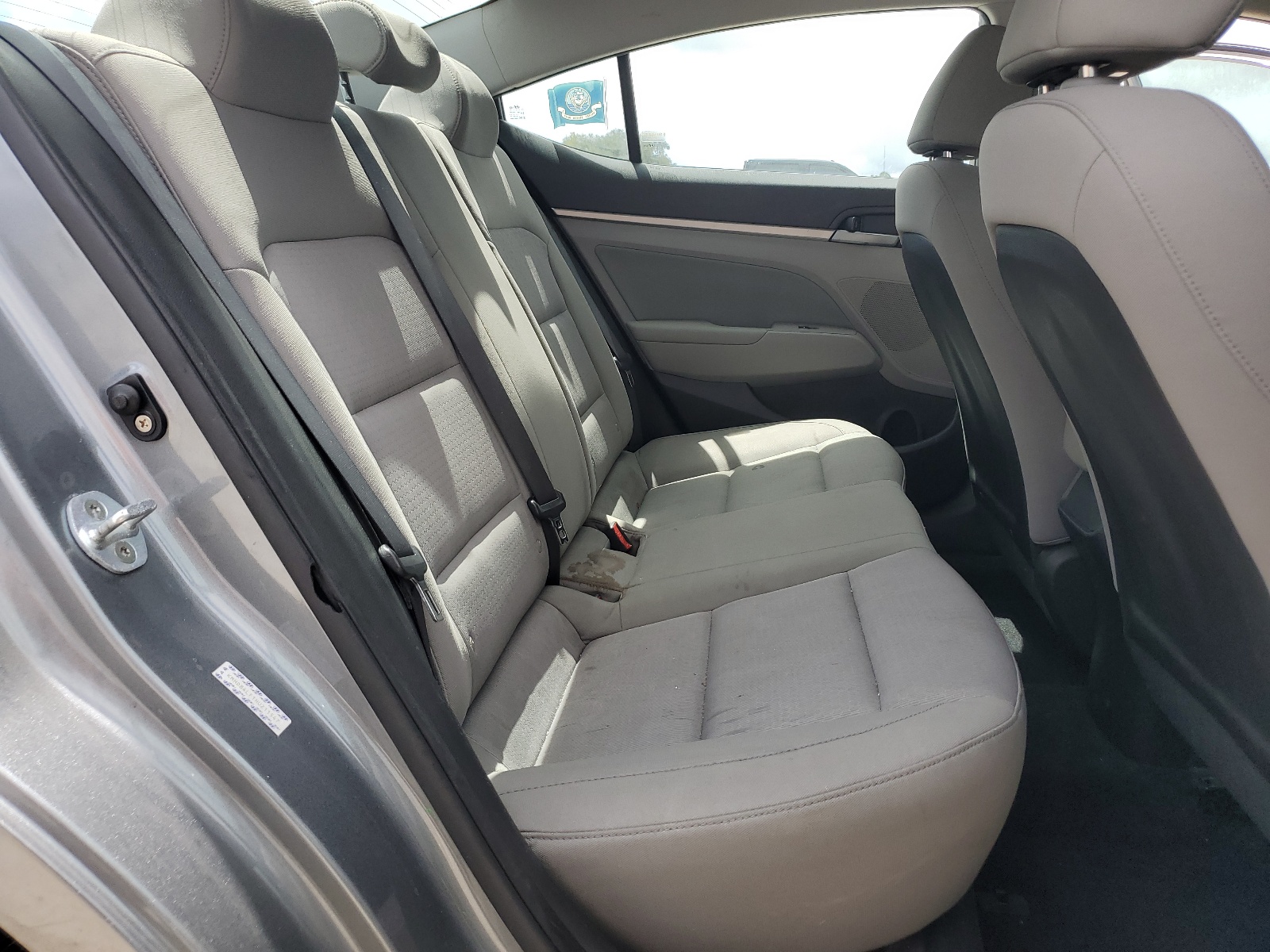 KMHD84LF1HU211547 2017 Hyundai Elantra Se